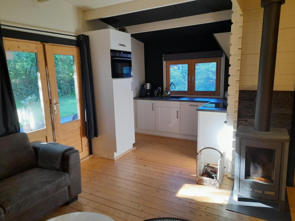 Carpe Diem, Het Ruime Chalet Met Houtkachel Nabij Wildlands Emmen Schoonebeek ภายนอก รูปภาพ