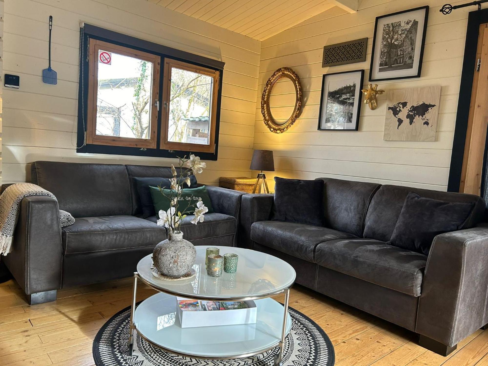Carpe Diem, Het Ruime Chalet Met Houtkachel Nabij Wildlands Emmen Schoonebeek ภายนอก รูปภาพ